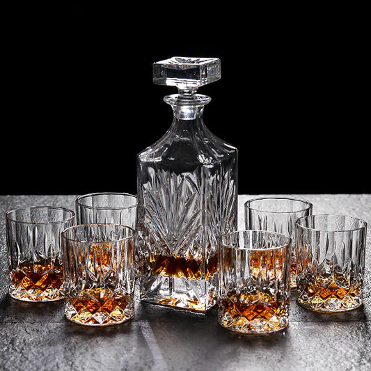 Elegant Whiskey Glass Ensemble